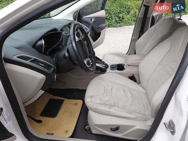 Хетчбек Ford Focus 2012 в Львові