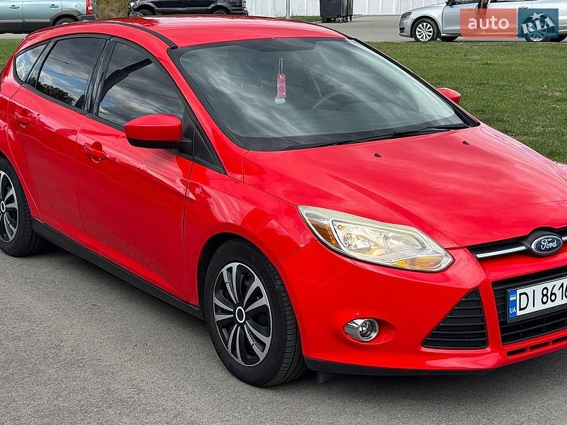Хетчбек Ford Focus 2012 в Житомирі