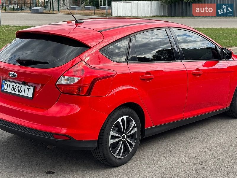Хетчбек Ford Focus 2012 в Житомирі