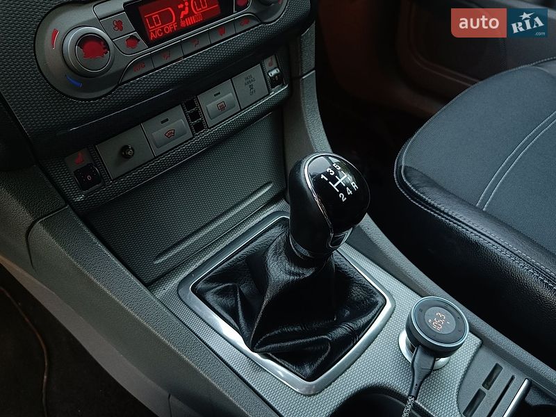 Хэтчбек Ford Focus 2008 в Дубно фото 24 Хэтчбек Ford Focus 2008 в Дубно