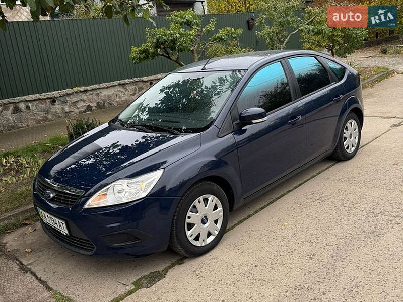 Хэтчбек Ford Focus 2011 в Первомайске