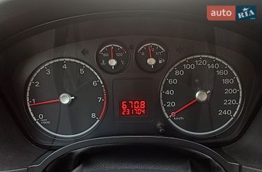 Хетчбек Ford Focus 2011 в Ужгороді фото 5 Хетчбек Ford Focus 2011 в Ужгороді