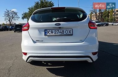 Хэтчбек Ford Focus 2015 в Киеве