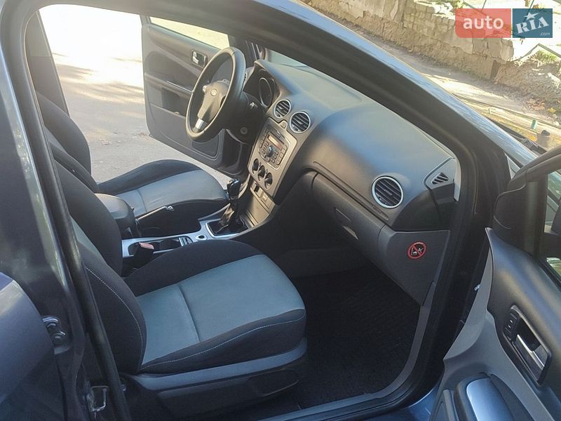 Седан Ford Focus 2011 в Харькове фото 33 Седан Ford Focus 2011 в Харькове