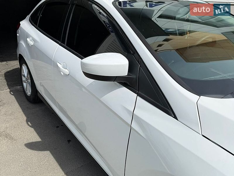 Седан Ford Focus 2018 в Дніпрі