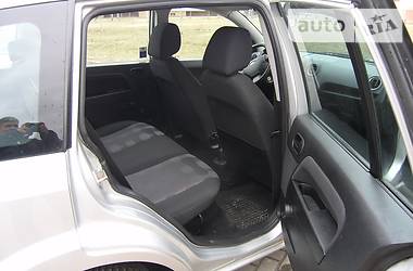 Хетчбек Ford Fusion 2010 в 