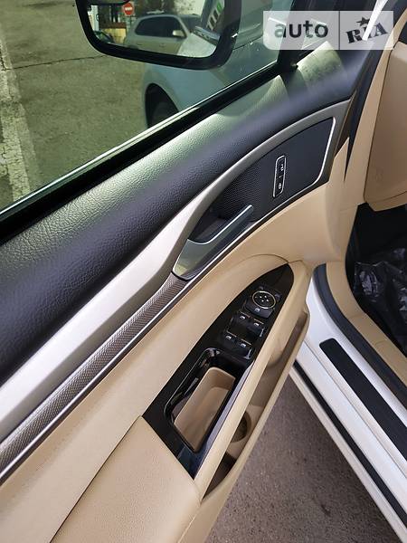 Седан Ford Fusion 2015 в Одесі