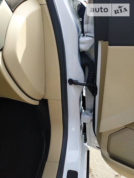 Седан Ford Fusion 2015 в Одесі