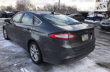 Седан Ford Fusion 2014 в Киеве