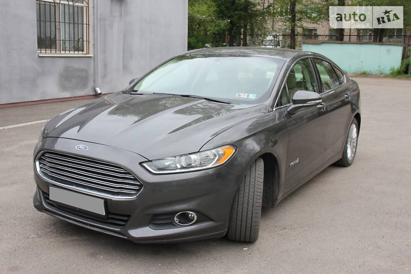 Седан Ford Fusion 2015 в Днепре