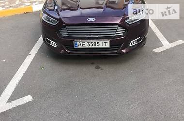Седан Ford Fusion 2013 в 