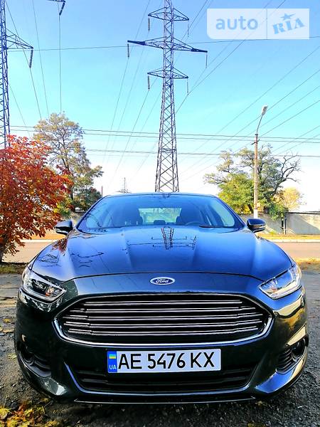 Седан Ford Fusion 2016 в Днепре