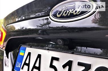 Седан Ford Fusion 2015 в 
