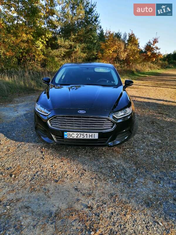 Седан Ford Fusion 2014 в Яворове