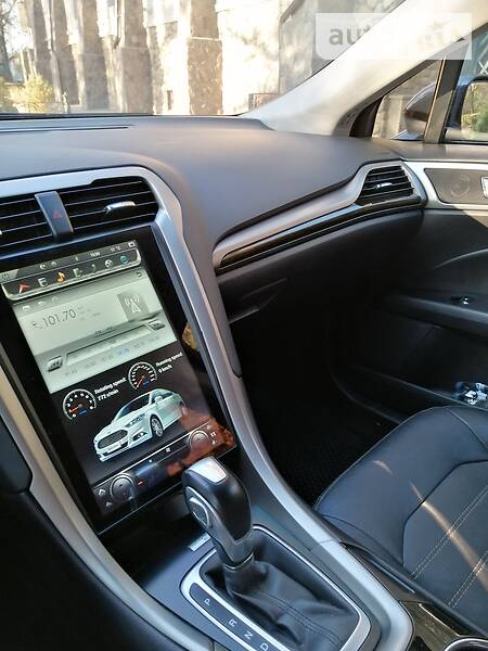 Седан Ford Fusion 2014 в Львові