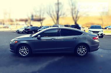 Седан Ford Fusion 2013 в Києві