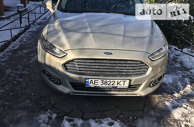 Седан Ford Fusion 2015 в Новомосковске
