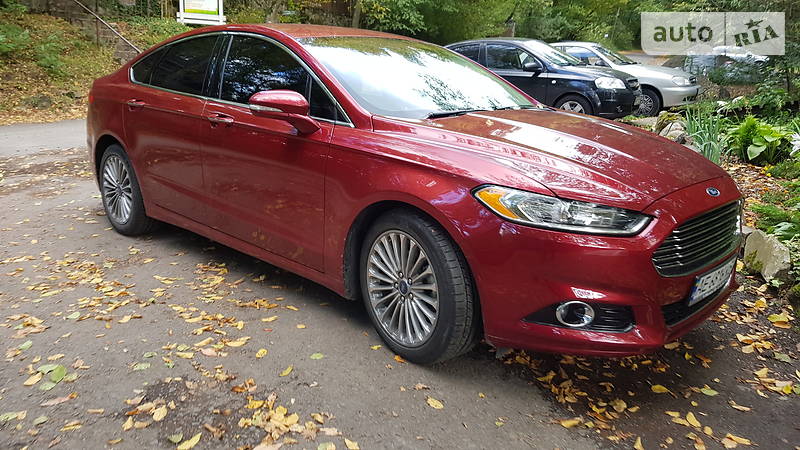 Седан Ford Fusion 2015 в Ужгороде