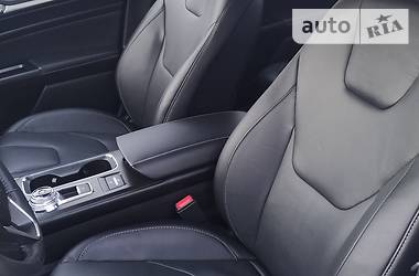 Седан Ford Fusion 2018 в 