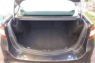 Седан Ford Fusion 2016 в 