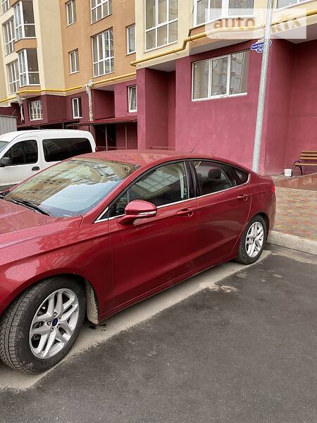 Седан Ford Fusion 2016 в Києві