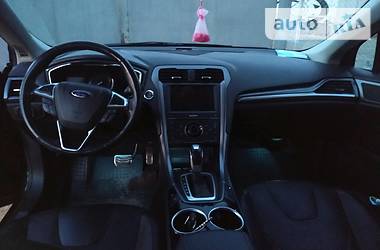 Седан Ford Fusion 2013 в 