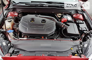 Седан Ford Fusion 2014 в 