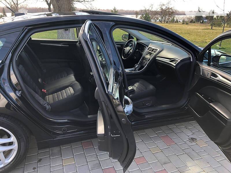 Седан Ford Fusion 2016 в Ізмаїлі