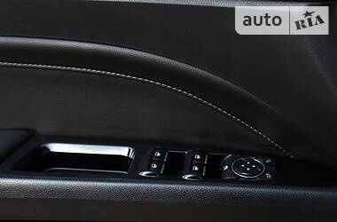 Седан Ford Fusion 2015 в 