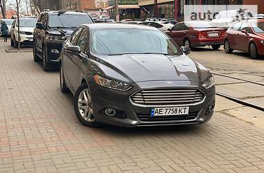 Ford Fusion 2015