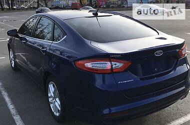Седан Ford Fusion 2015 в 