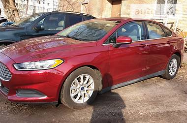 Седан Ford Fusion 2015 в Киеве