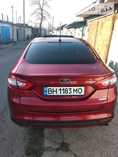Седан Ford Fusion 2012 в Чорноморську