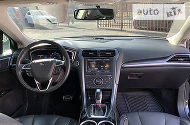 Седан Ford Fusion 2014 в 