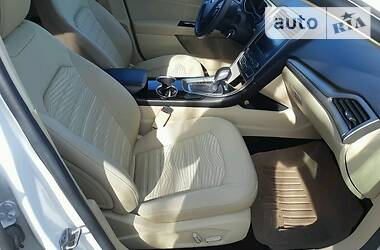 Седан Ford Fusion 2015 в 