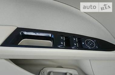 Седан Ford Fusion 2015 в 