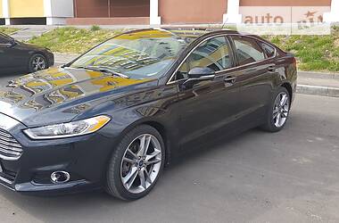 Седан Ford Fusion 2013 в 