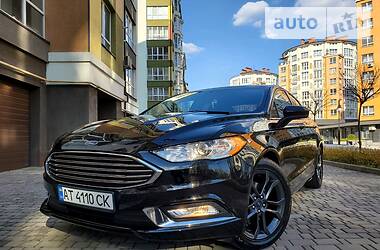 Седан Ford Fusion 2018 в 