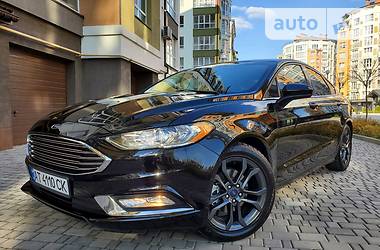 Седан Ford Fusion 2018 в 