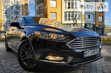 Седан Ford Fusion 2018 в 