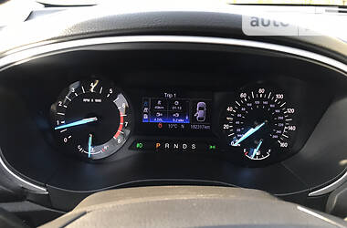 Седан Ford Fusion 2012 в 