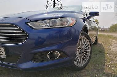 Седан Ford Fusion 2014 в 