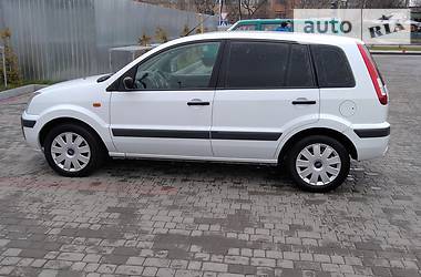 Хетчбек Ford Fusion 2008 в 