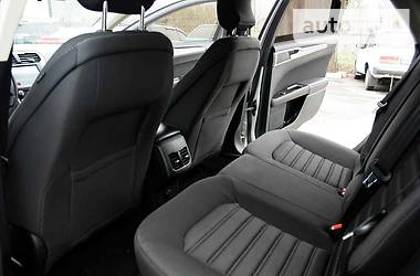 Седан Ford Fusion 2017 в 