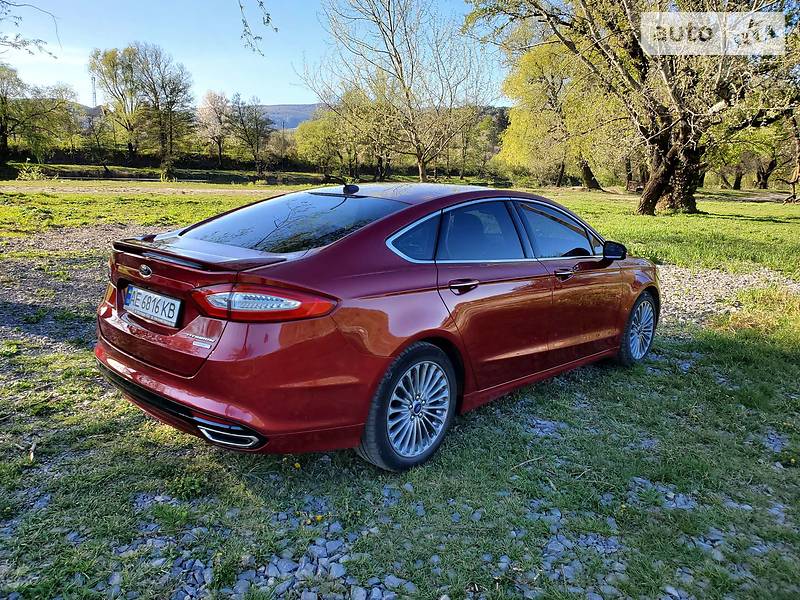 Седан Ford Fusion 2015 в Ужгороде