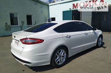 Седан Ford Fusion 2014 в 