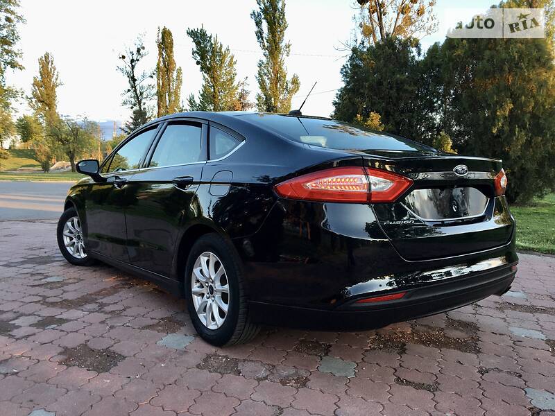 Седан Ford Fusion 2014 в Вінниці