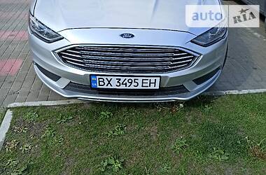 Седан Ford Fusion 2017 в 