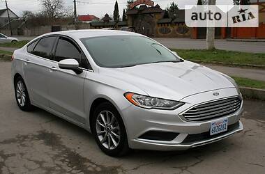 Седан Ford Fusion 2017 в 