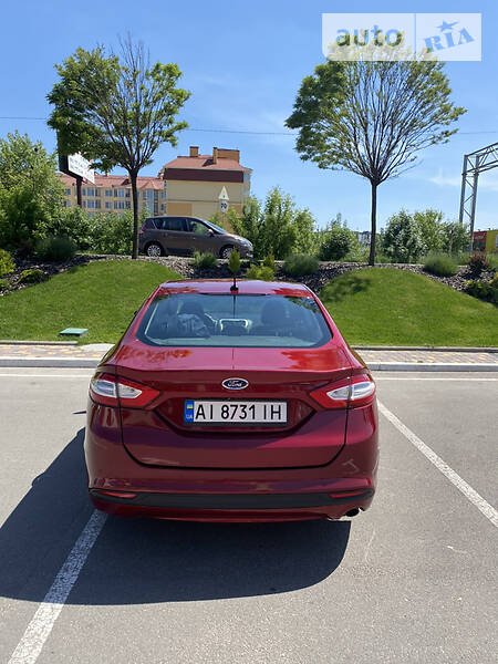 Седан Ford Fusion 2016 в Києві